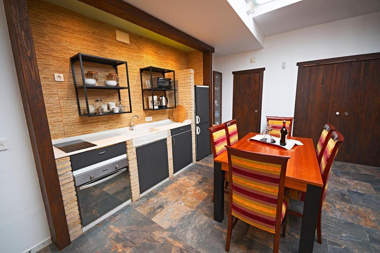 Apartamentos Infantes 28 Ronda Luaran gambar